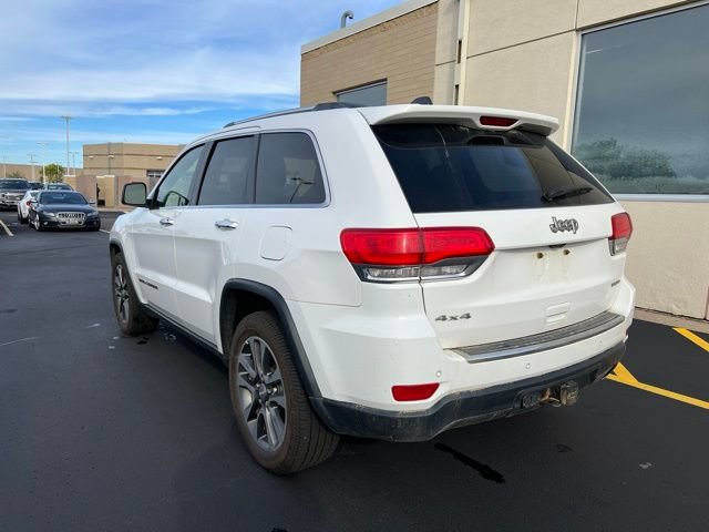 Used 2018 Jeep Grand Cherokee Limited w/ Luxury Group II AWD/4WD image 3