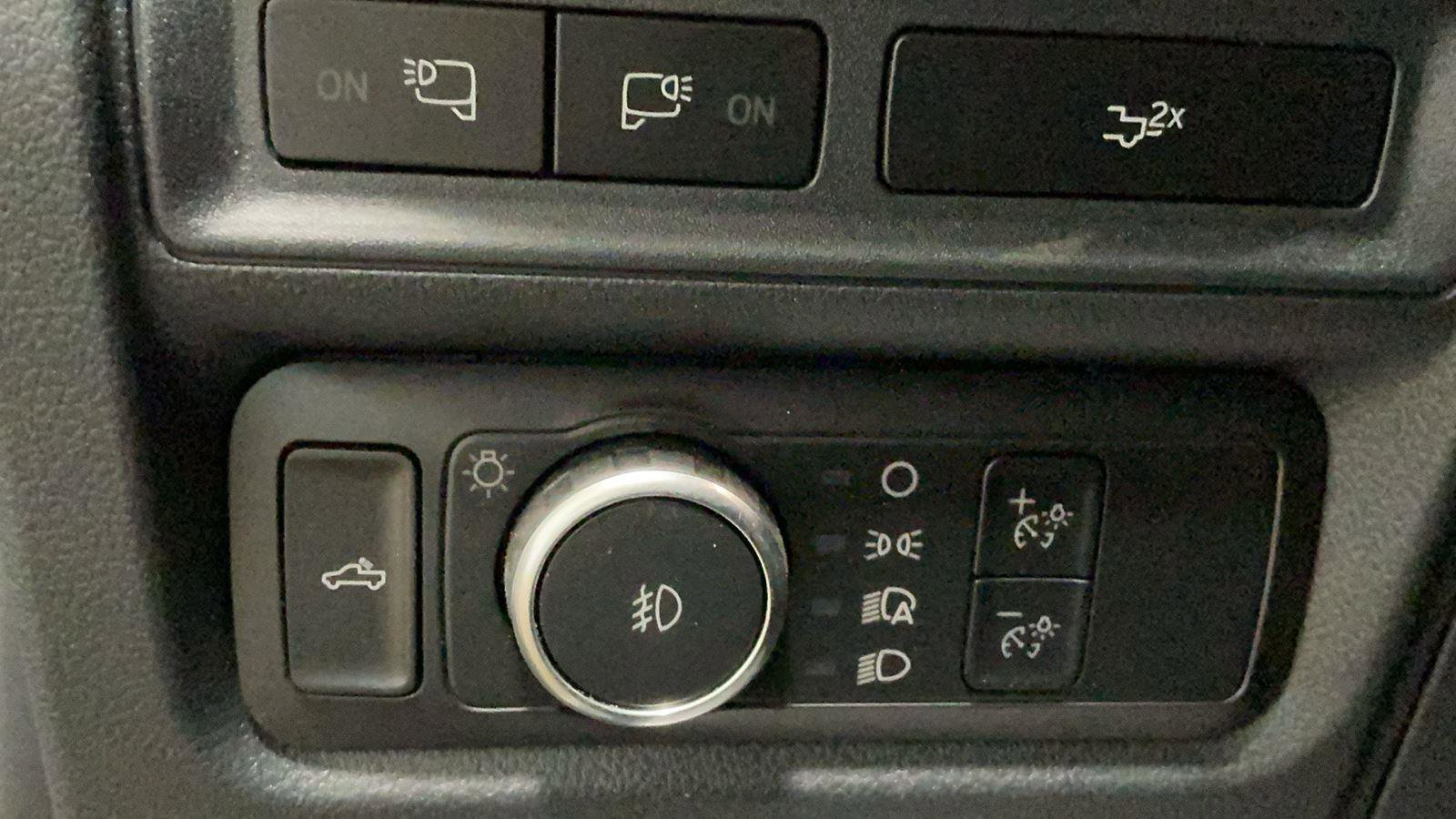 Certified 2022 Ford F150 XLT w/ Equipment Group 302A High image 12