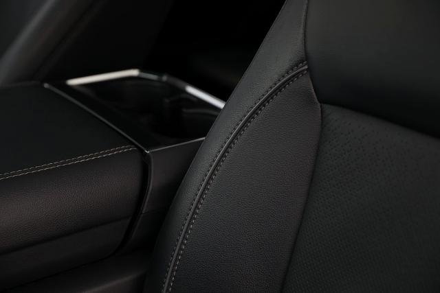 Certified 2023 Ford F150 Lariat w/ Equipment Group 502A High image 26