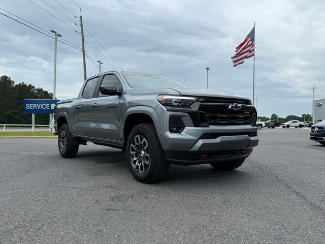 Used 2023 Chevrolet Colorado Z71 w/ Z71 Convenience Package 2 AWD/4WD image 9