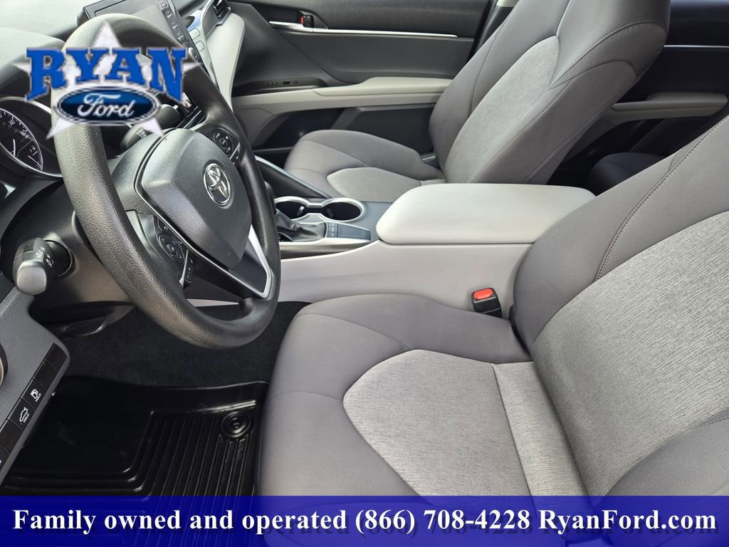 Used 2024 Toyota Camry LE FWD image 9