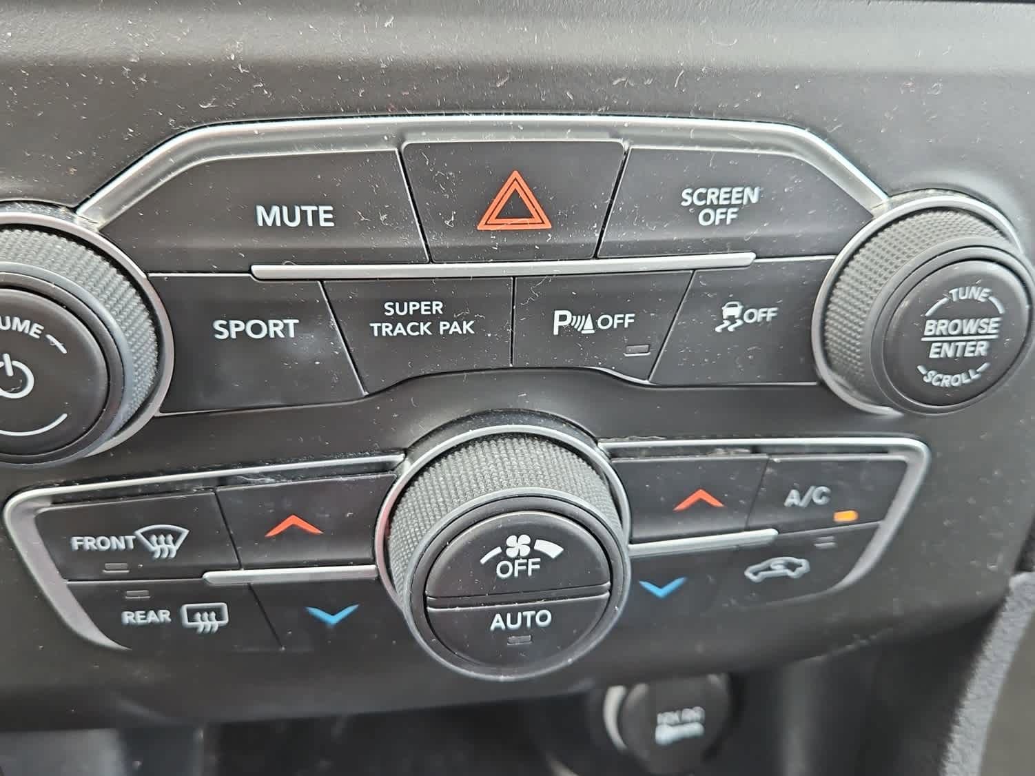 Used 2021 Dodge Charger GT w/ Blacktop Package image 17