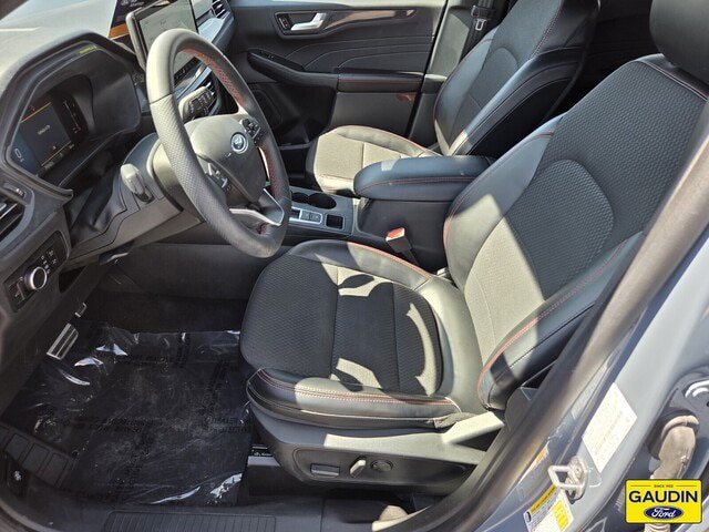 Certified 2023 Ford Escape ST-Line w/ Tech Pack #1 FWD image 11