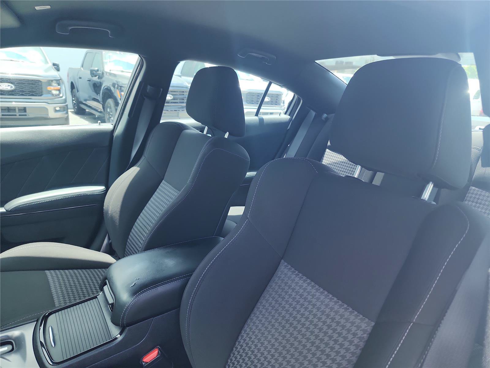 Used 2020 Dodge Charger GT w/ Blacktop Package RWD image 20