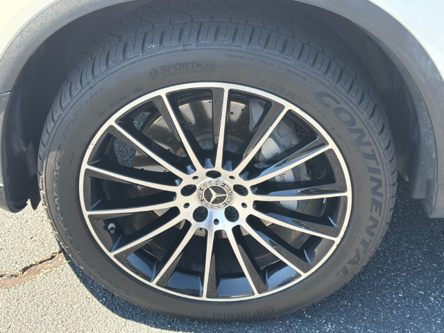Used 2022 Mercedes-Benz GLC 300 image 13