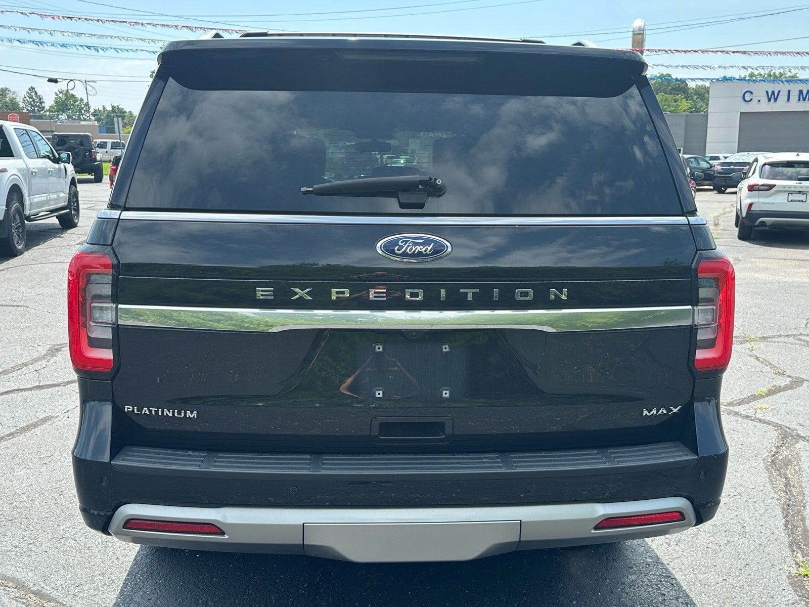 Certified 2023 Ford Expedition Max Platinum AWD/4WD image 4