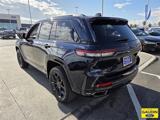 Used 2023 Jeep Grand Cherokee 30th Anniversary image 3