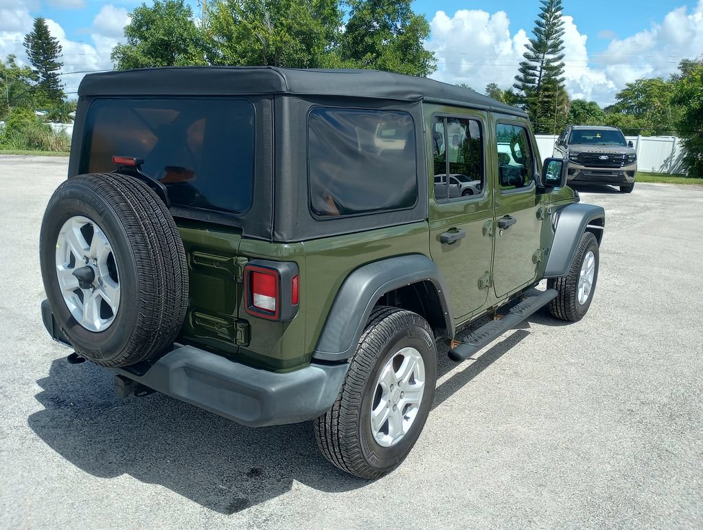 Used 2022 Jeep Wrangler Unlimited Sport AWD/4WD image 7