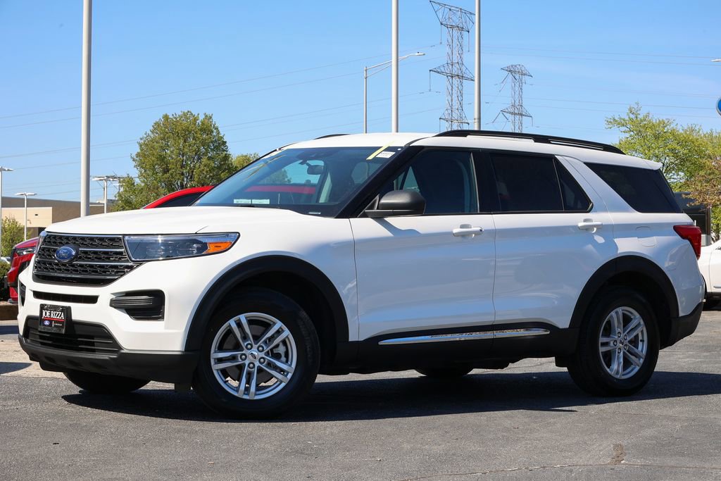 Certified 2023 Ford Explorer XLT w/ Class IV Trailer Tow Package AWD/4WD image 16