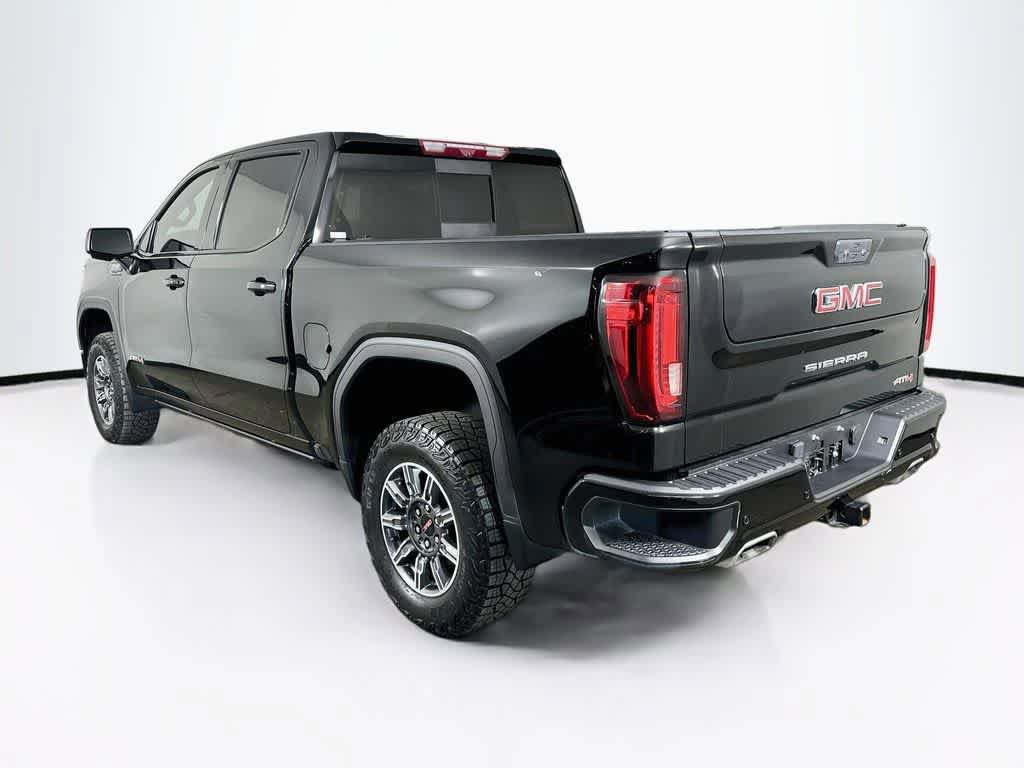 Used 2024 GMC Sierra 1500 AT4 w/ Technology Package AWD/4WD image 3