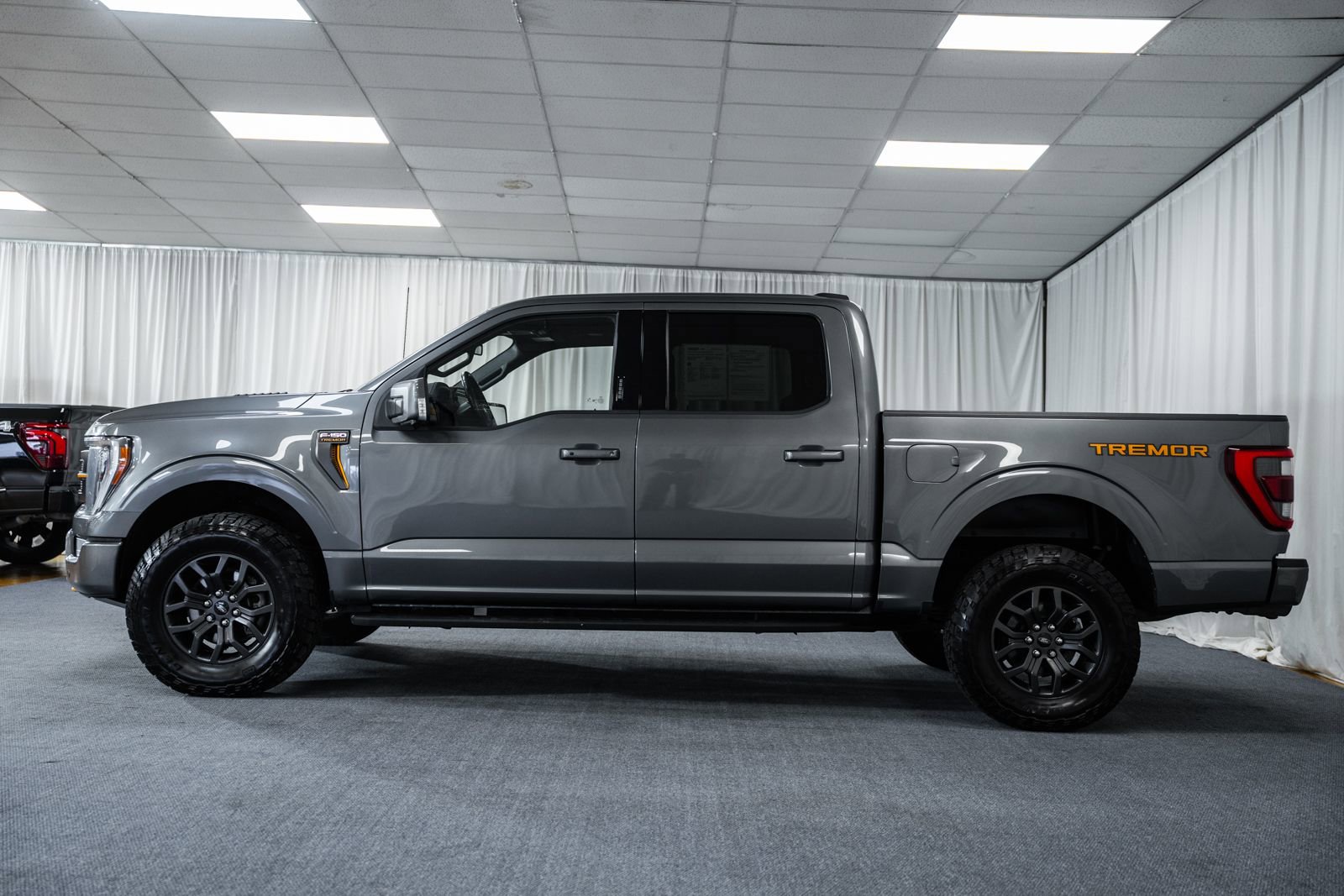 Certified 2023 Ford F150 Tremor w/ Equipment Group 402A High image 5