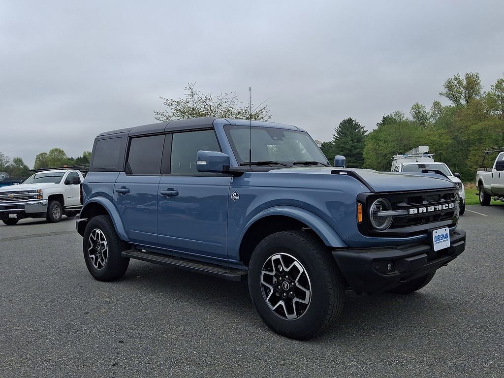 Certified 2024 Ford Bronco Outer Banks AWD/4WD image 1