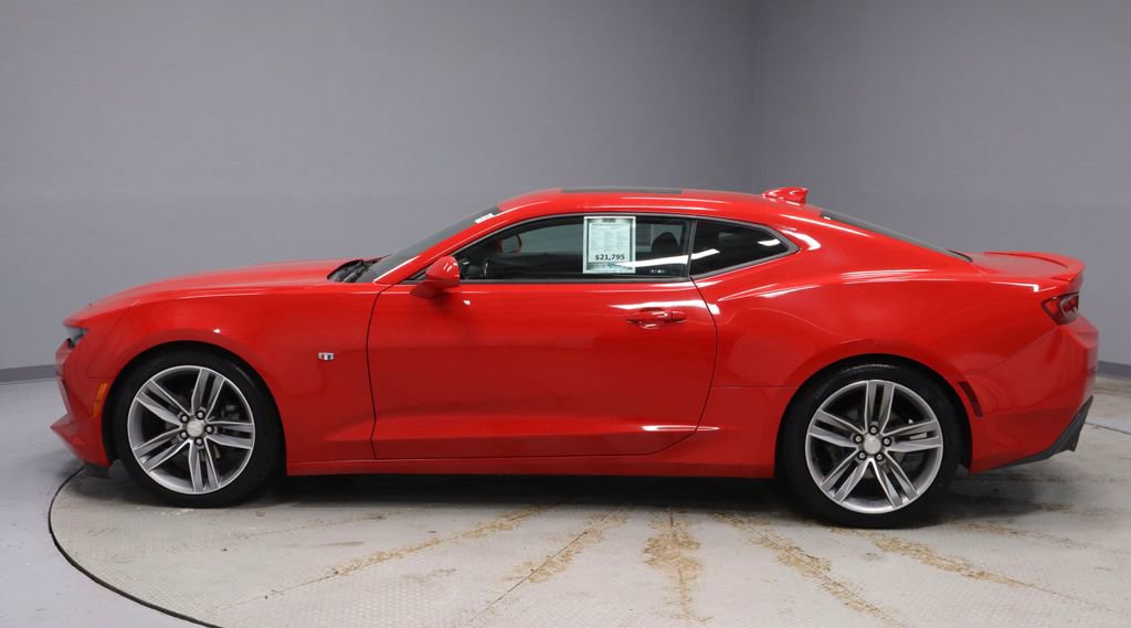 Used 2018 Chevrolet Camaro LT w/ RS Package image 7