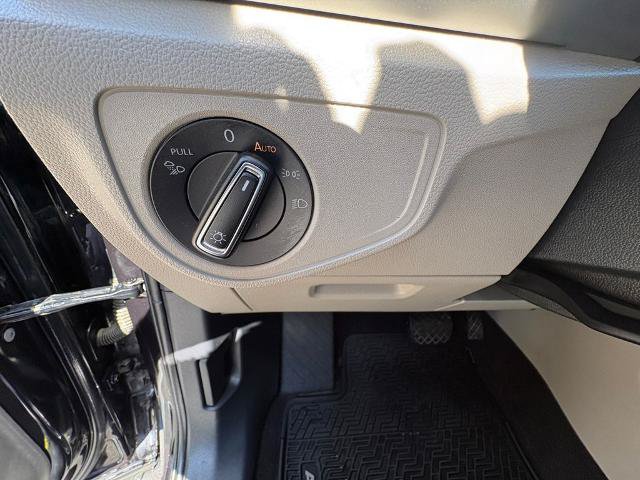 Used 2022 Volkswagen Atlas SE AWD/4WD image 16