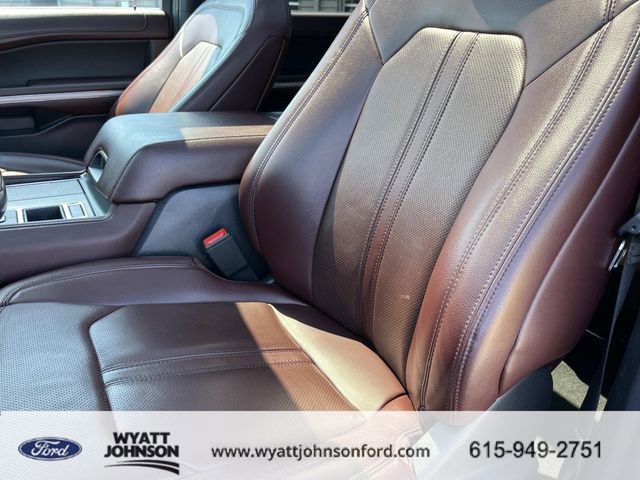 Certified 2024 Ford Expedition Limited image 29
