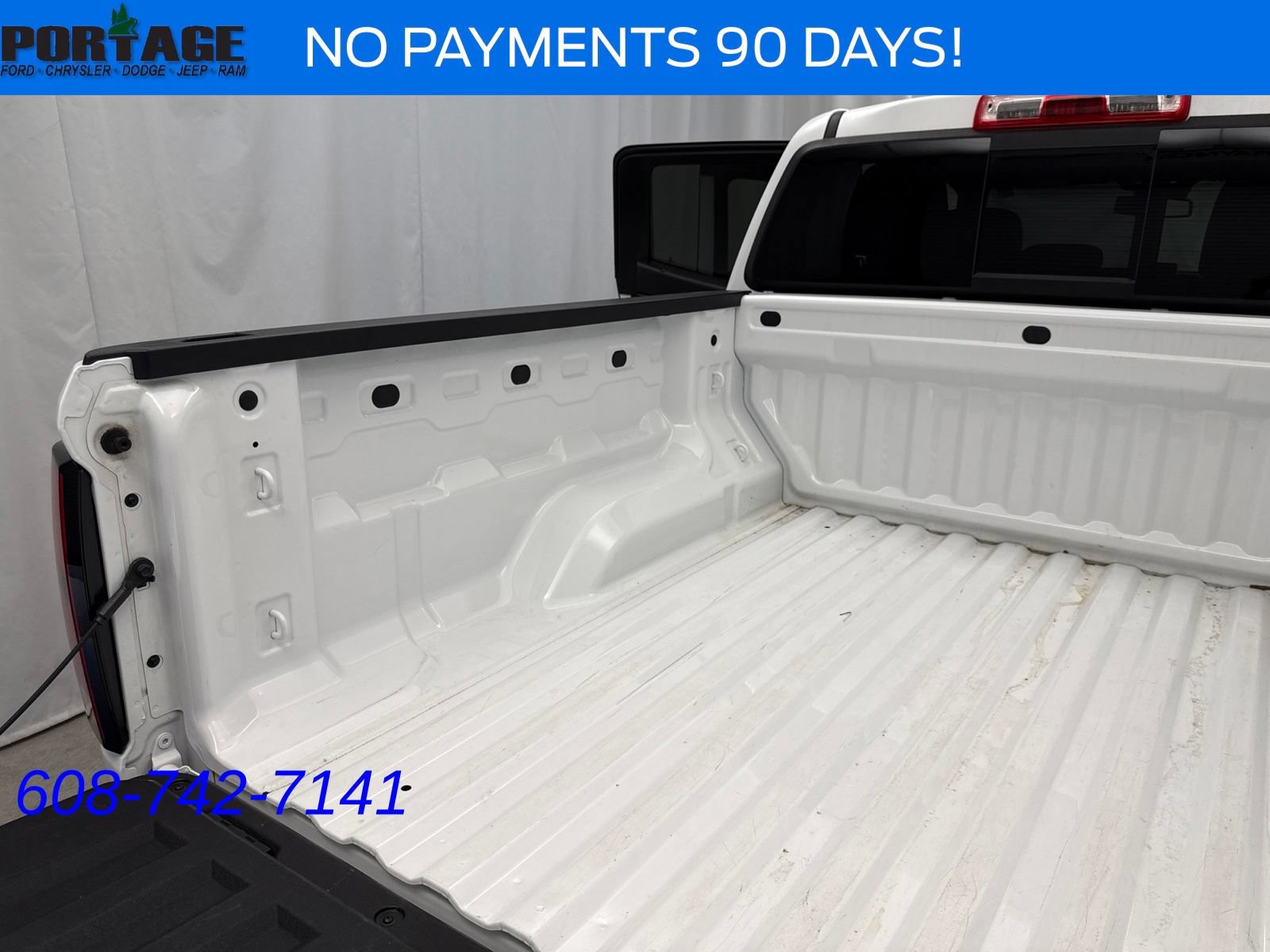 Used 2024 Chevrolet Colorado Z71 w/ Z71 Convenience Package 2 AWD/4WD image 39