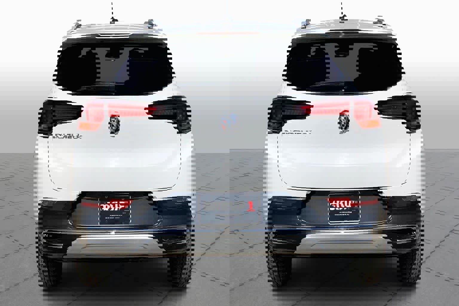 Used 2022 Buick Encore GX Essence image 2