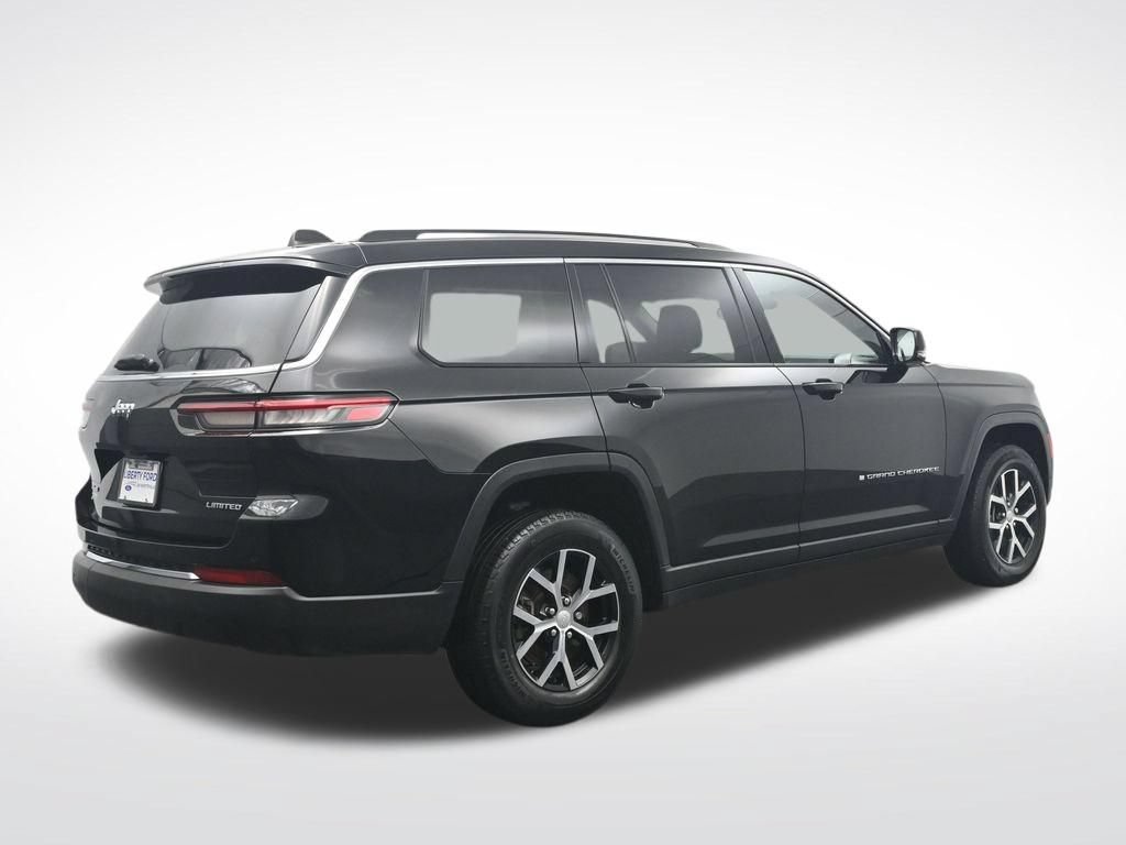 Used 2023 Jeep Grand Cherokee L Limited AWD/4WD image 6