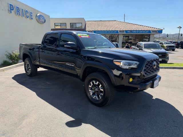 Used 2022 Toyota Tacoma TRD Off-Road w/ TRD Premium Off Road Package AWD/4WD image 5