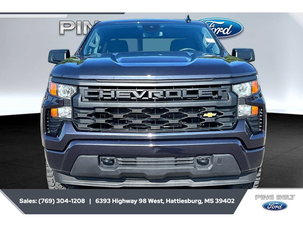 Used 2023 Chevrolet Silverado 1500 Custom AWD/4WD image 3
