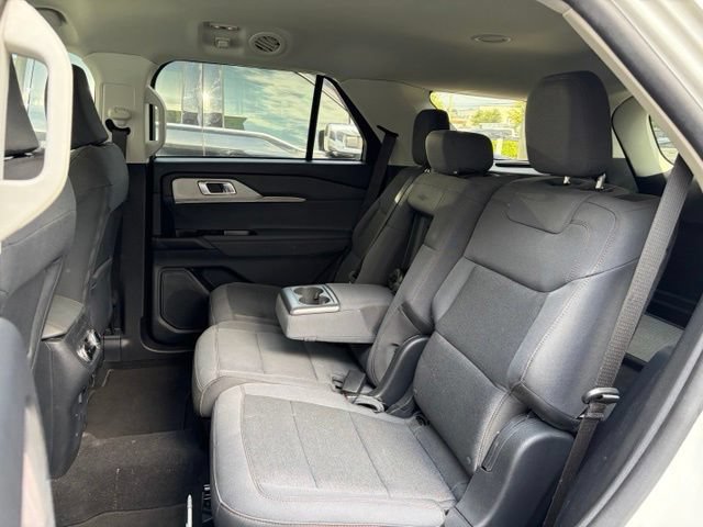 Certified 2025 Ford Explorer Active RWD image 14