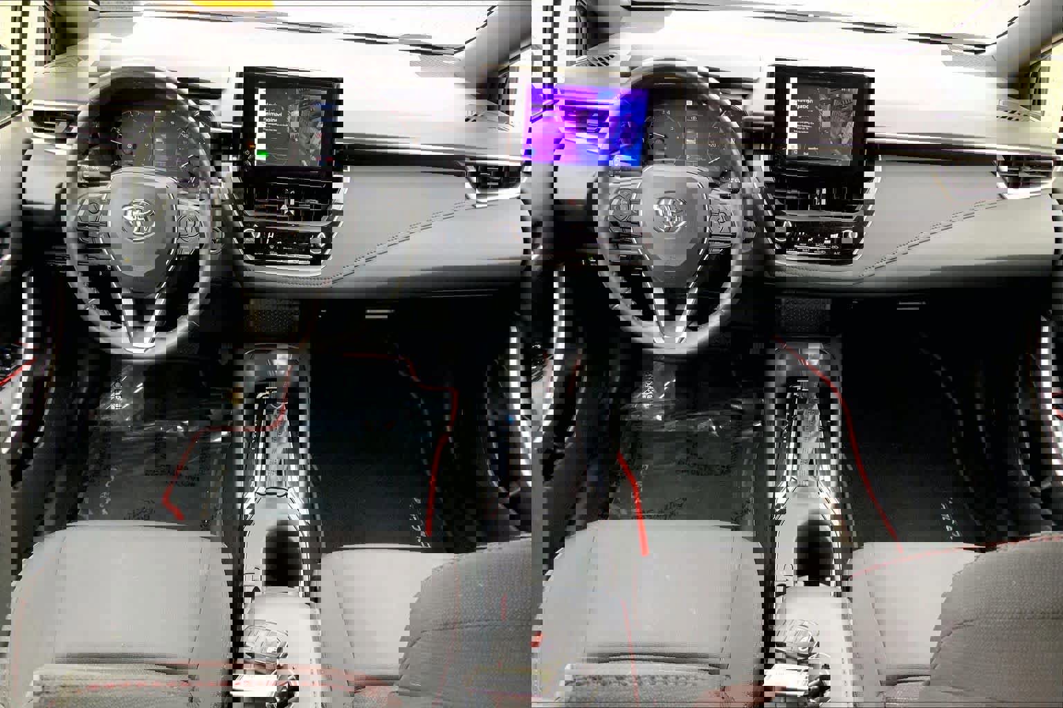 Used 2023 Toyota Corolla SE image 14