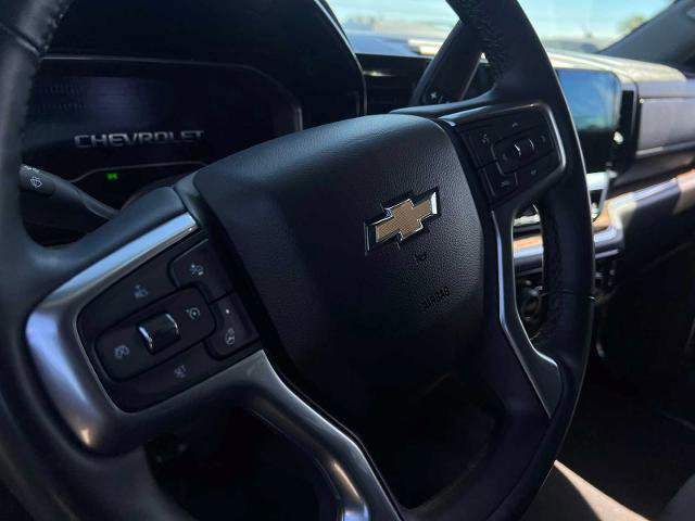 Used 2025 Chevrolet Silverado 1500 LT image 13