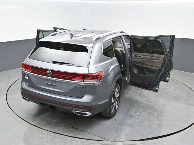 Used 2025 Volkswagen Atlas SEL AWD/4WD image 26