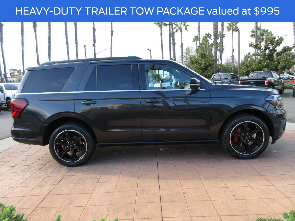 Certified 2024 Ford Expedition Limited AWD/4WD image 5