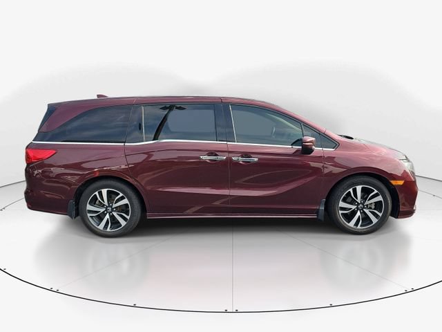 Used 2018 Honda Odyssey Elite image 2