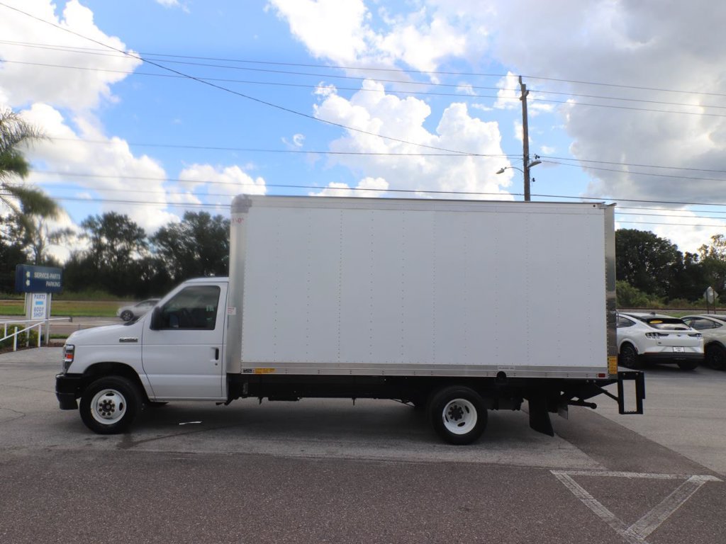 Certified 2025 Ford E-450 and Econoline 450 Super Duty w/ Power Equipment Group RWD image 8