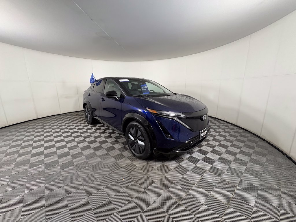 Used 2025 Nissan Ariya AWD image 7