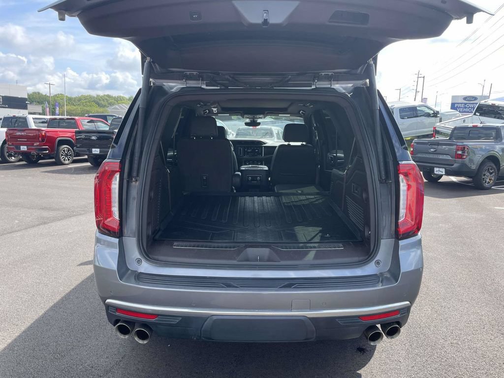 Used 2021 GMC Yukon Denali w/ Denali Premium Package AWD/4WD image 10