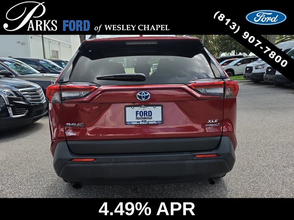 Used 2022 Toyota RAV4 XLE Premium AWD/4WD image 5