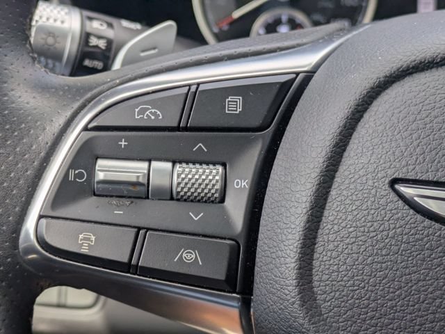 Used 2025 Genesis G70 2.5T RWD image 24