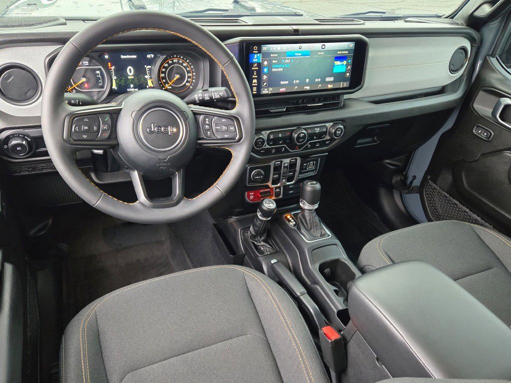 Used 2024 Jeep Wrangler Willys image 16
