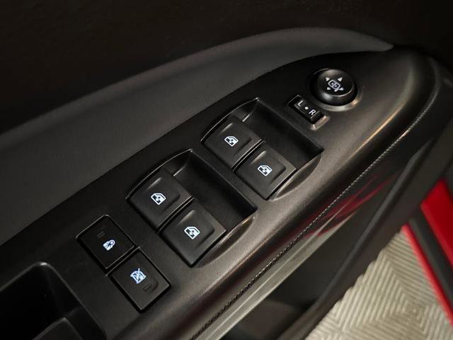 Used 2018 Chevrolet Colorado Z71 image 16