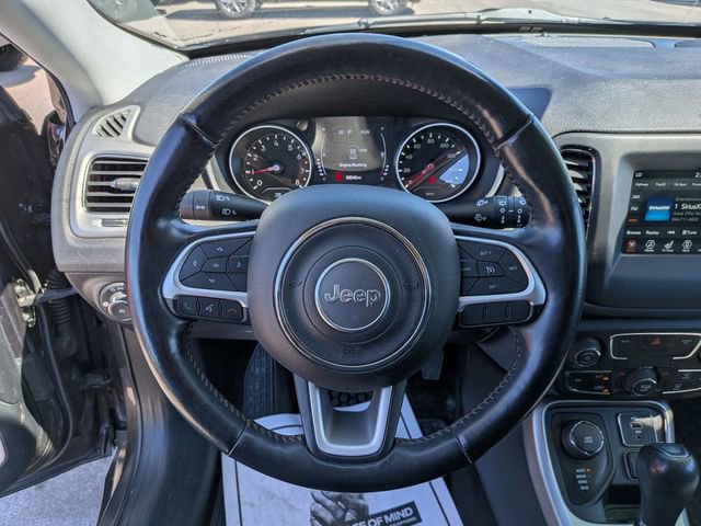 Used 2020 Jeep Compass Latitude w/ Cold Weather Group AWD/4WD image 9