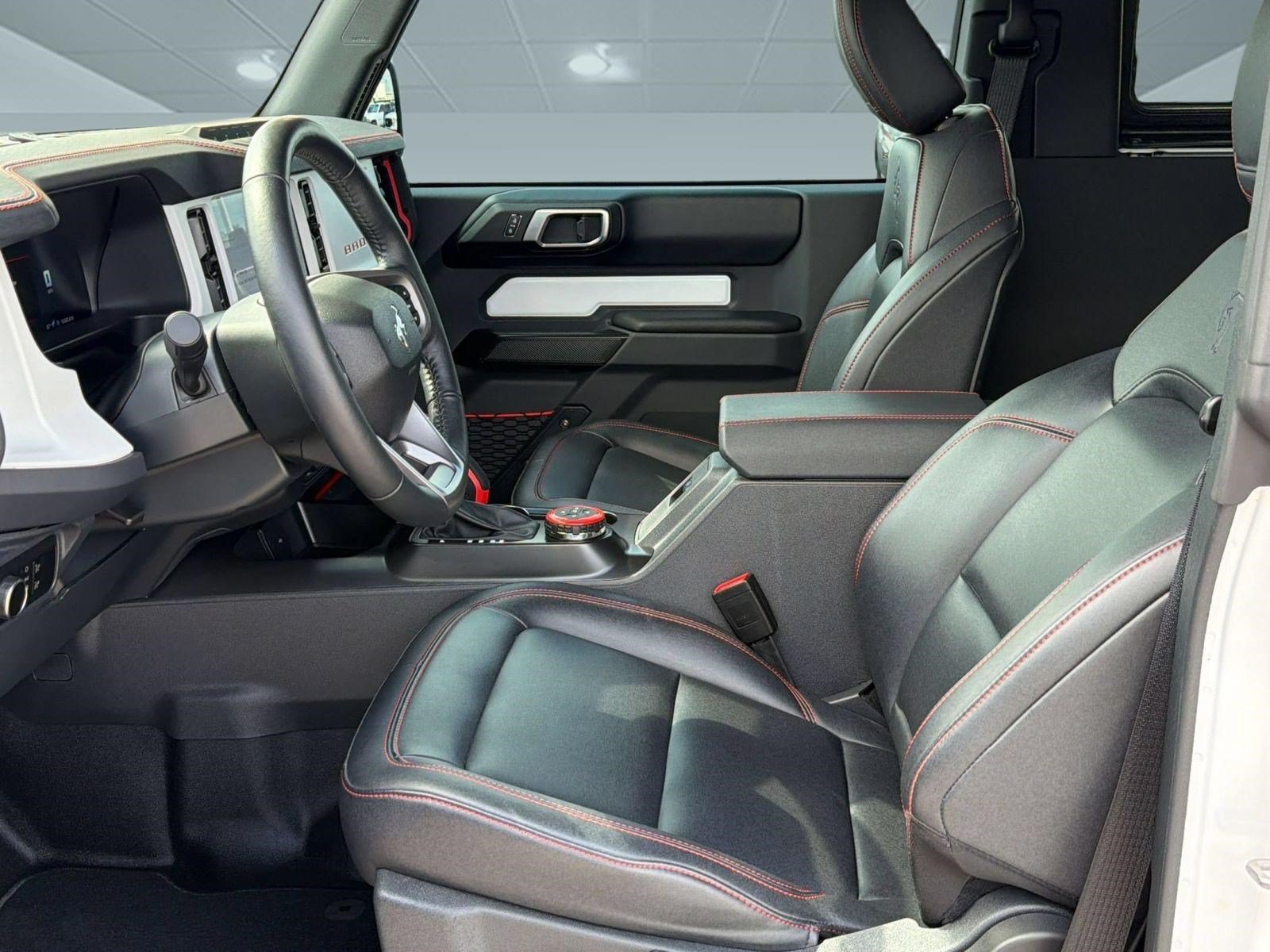Certified 2025 Ford Bronco Stroppe Edition AWD/4WD image 5