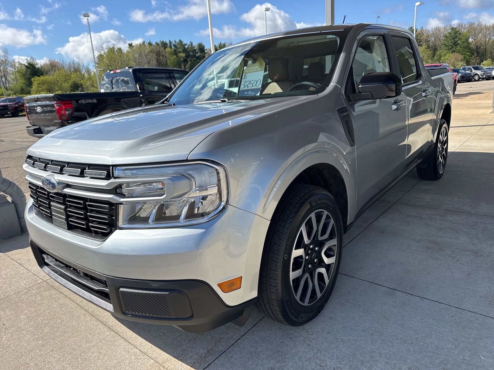 Certified 2024 Ford Maverick Lariat FWD image 3