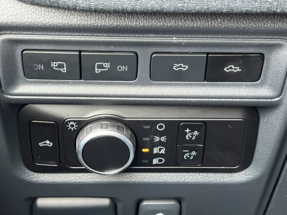 Certified 2023 Ford F150 Lightning Lariat w/ Equipment Group 511A High image 17