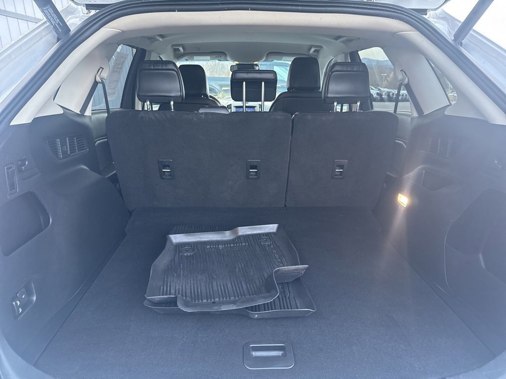 Certified 2020 Ford Edge SEL w/ Convenience Package image 16