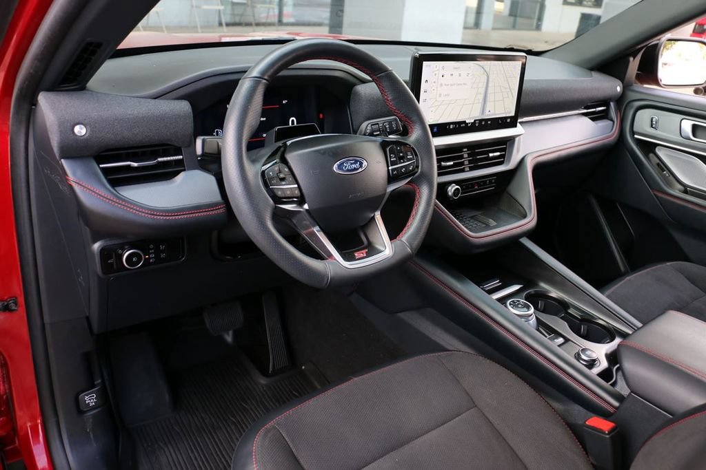 Certified 2025 Ford Explorer ST AWD/4WD image 19