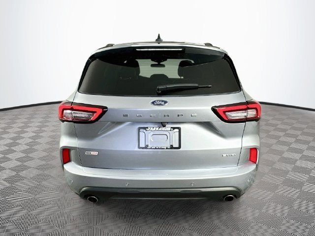 Certified 2024 Ford Escape ST-Line w/ Tech Pack #1 AWD/4WD image 10