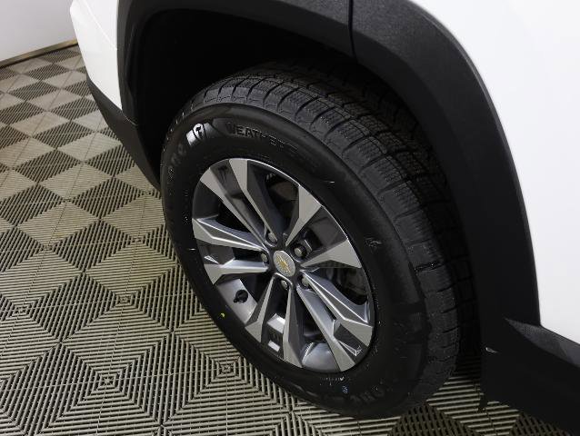 Used 2025 Chevrolet Equinox LT w/ Convenience Package II image 32