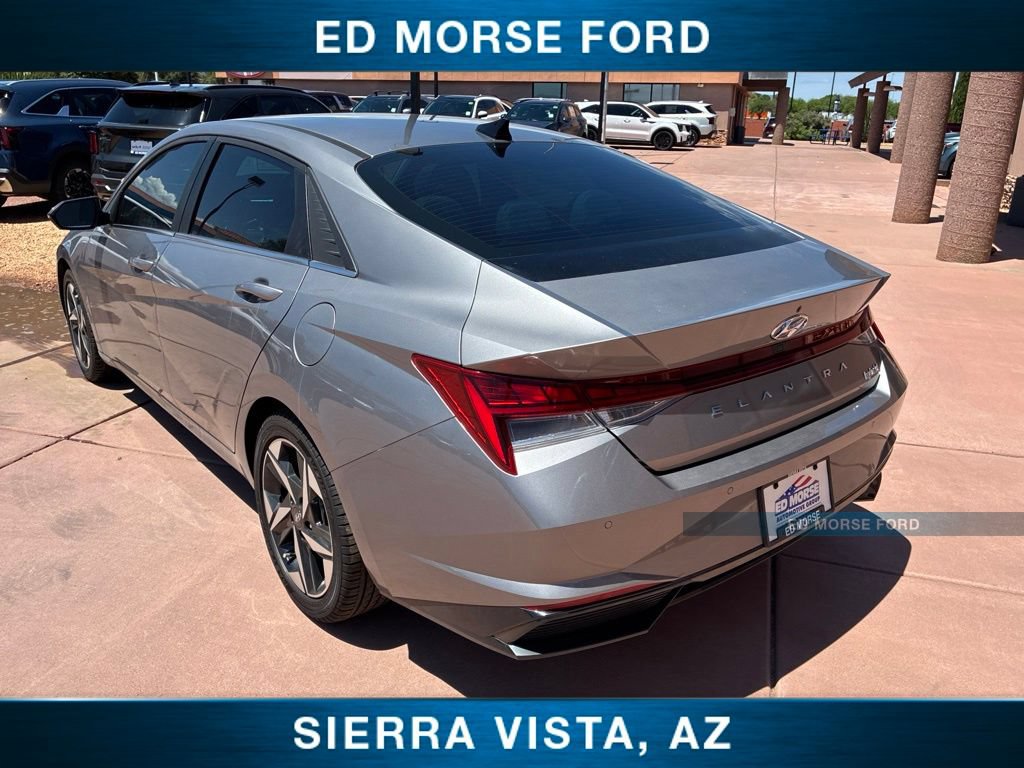 Used 2023 Hyundai Elantra Limited FWD image 7