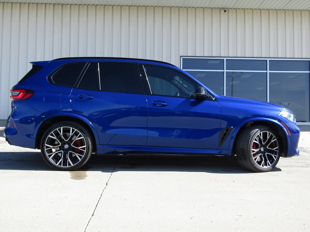 Used 2022 BMW X5 M w/ Competition Package 2 AWD/4WD image 2