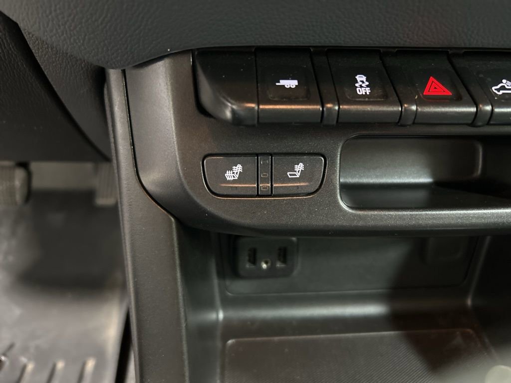Used 2022 Chevrolet Colorado Z71 image 25