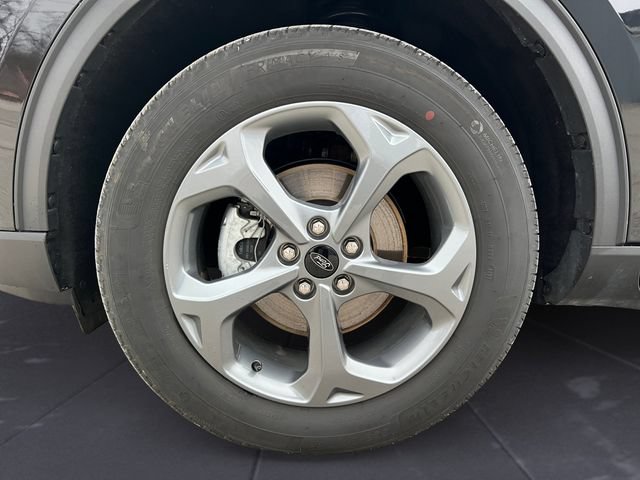 Certified 2025 Ford Escape ST-Line AWD/4WD image 14