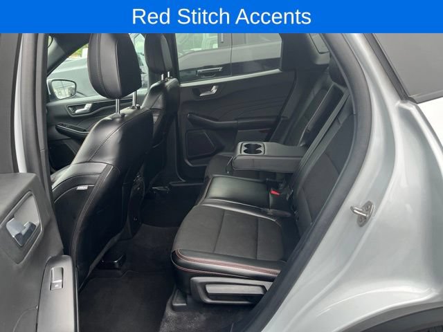 Certified 2025 Ford Escape ST-Line Select AWD/4WD image 9
